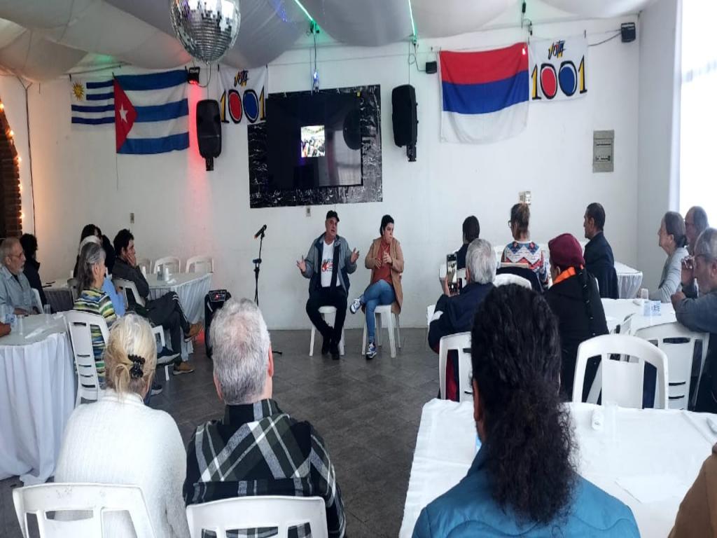 volver-a-cuba-y-los-dos-pedros-mensajes-desde-uruguay