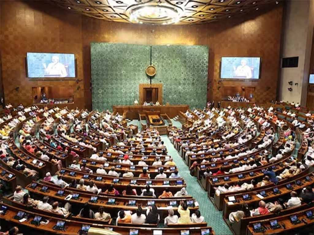 aprueba-camara-baja-de-india-ley-contra-ilegalidad-en-educacion
