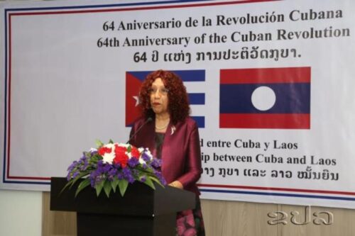 interes-en-laos-por-las-transformaciones-aplicadas-en-cuba
