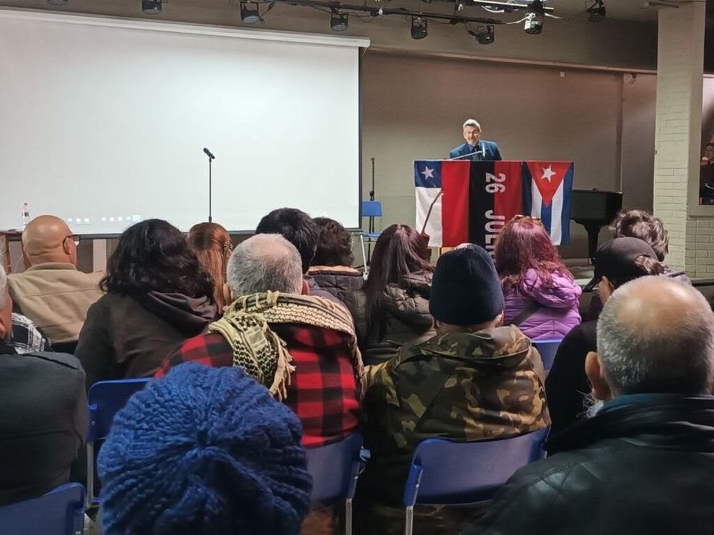 chilenos-y-cubanos-conmemoran-aniversario-73-del-asalto-al-moncada