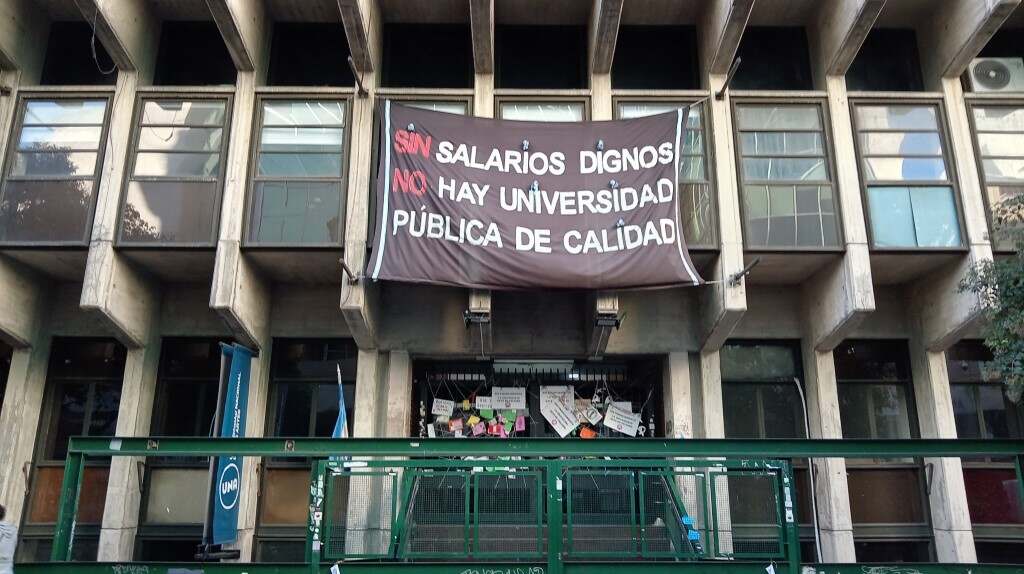 gremios-universitarios-realizan-hoy-un-paro-nacional-en-argentina