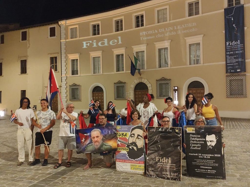 honran-en-italia-con-muestra-sobre-fidel-castro-centenario-del-lider