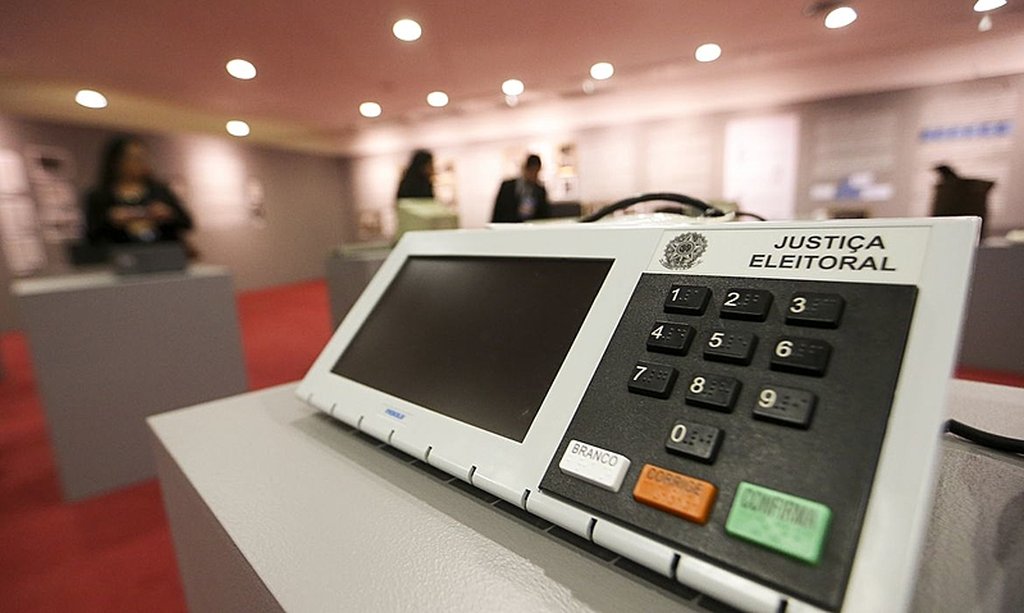 resaltan-en-brasil-urnas-electronicas-como-patrimonio-de-democracia