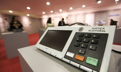 resaltan-en-brasil-urnas-electronicas-como-patrimonio-de-democracia
