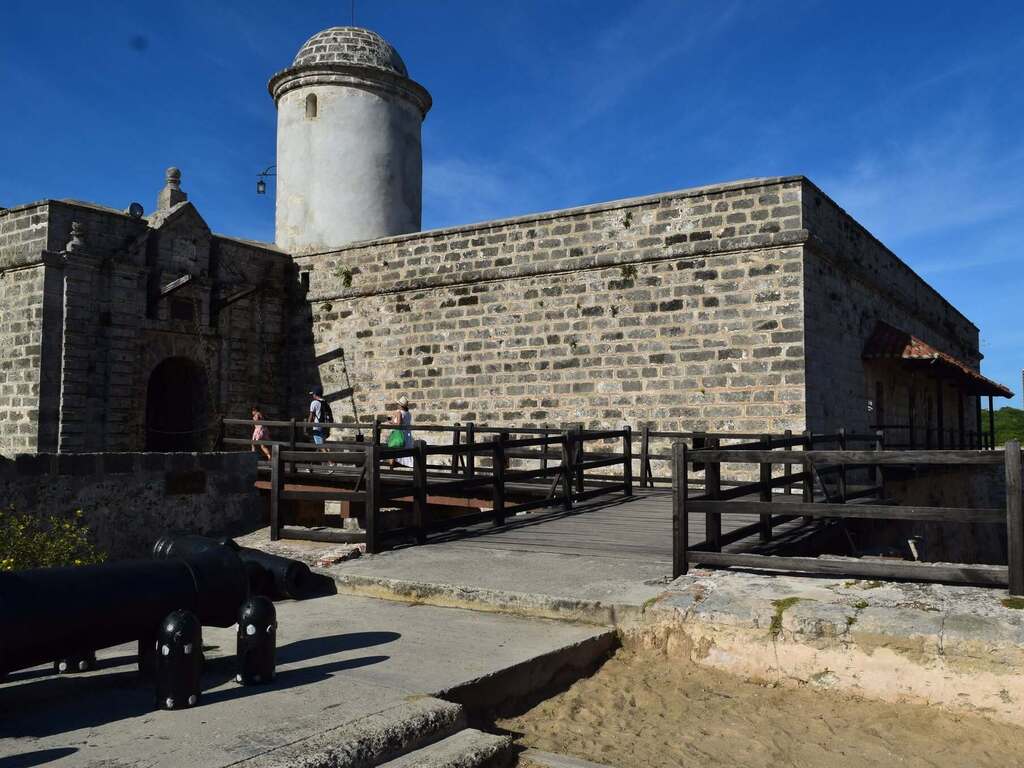 fortaleza-de-jagua-guardian-de-la-bahia-de-cienfuegos