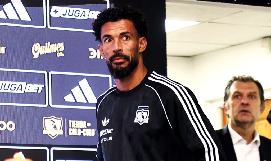 colo-colo-de-chile-prepara-masiva-presentacion-de-arquero-vozinha