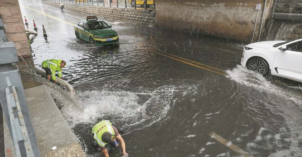 china-sigue-en-alerta-ante-fuertes-lluvias-e-inundaciones