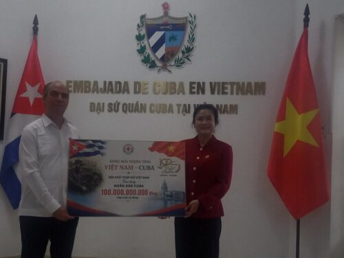 cruz-roja-de-vietnam-realiza-donativo-a-pueblo-de-cuba