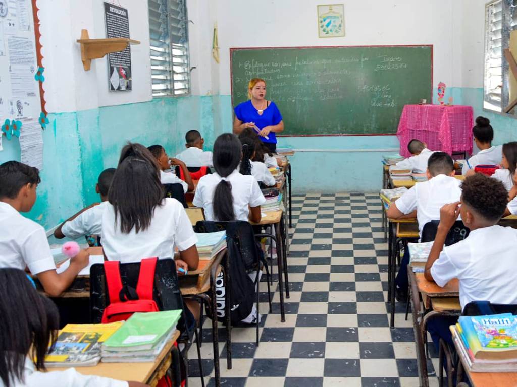 cuba-la-terquedad-de-volver-a-las-aulas