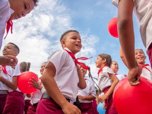cuba-la-terquedad-de-volver-a-las-aulas