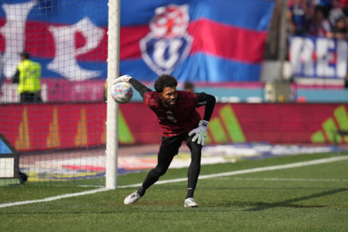 debuto-vozinha-en-futbol-chileno-y-mantuvo-intacto-su-arco
