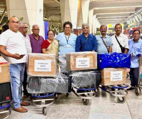 amigos-de-india-donan-medicinas-a-hospitales-de-cuba