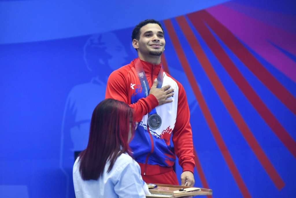 otto-onate-convierte-el-sacrificio-en-oro-centroamericano-para-cuba
