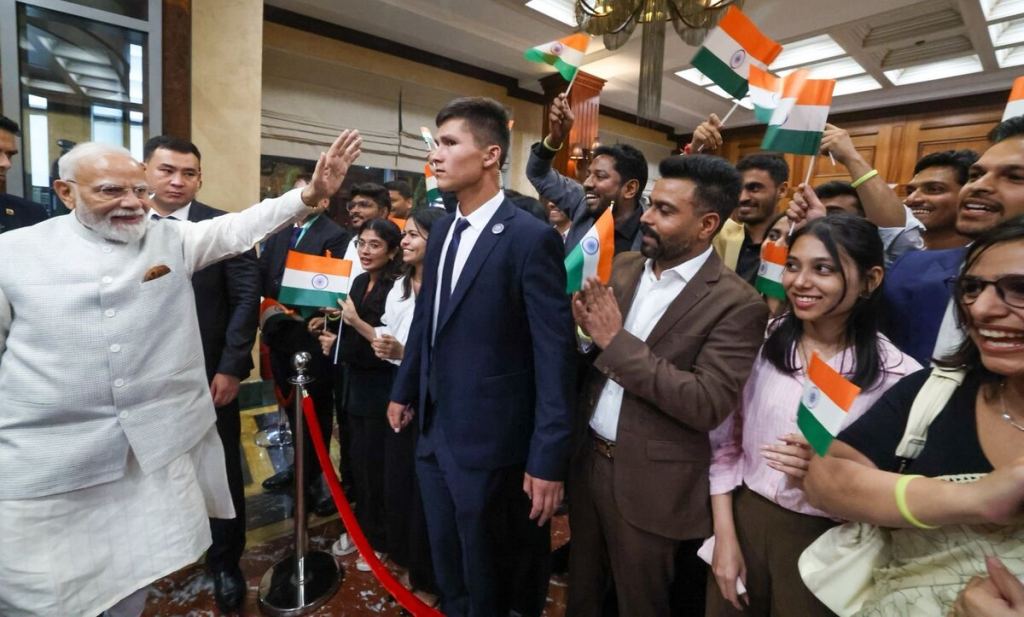 llega-dignatario-de-india-a-kirguistan-para-cumbre-de-ocs