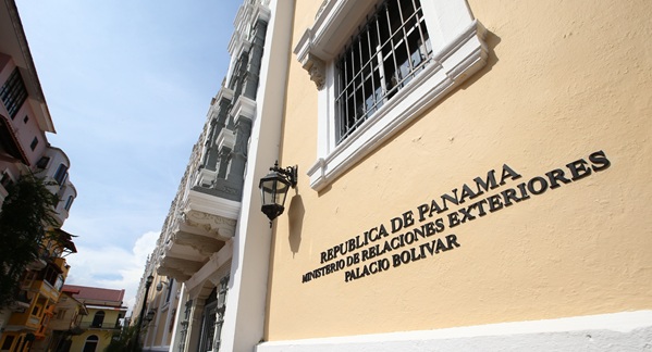 retornan-a-panama-17-ciudadanos-vinculados-al-conflicto-rusia-ucrania