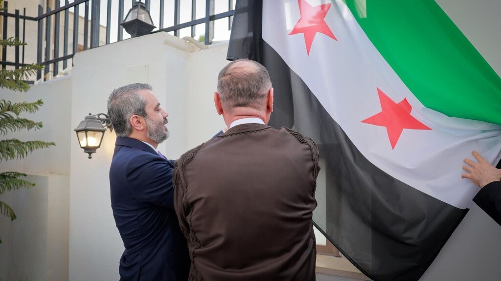 siria-reabre-su-embajada-en-libia-tras-14-anos-de-cierre