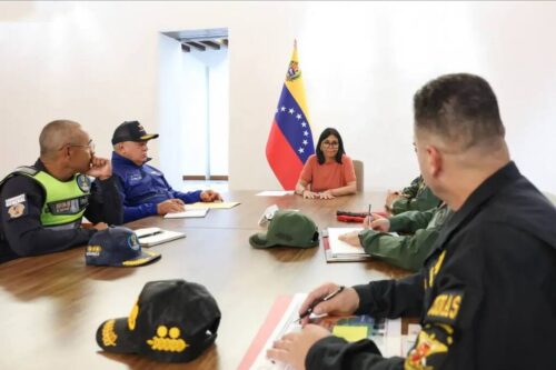 presidenta-encargada-de-venezuela-evalua-plan-de-patrullaje-urbano