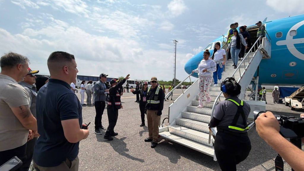 vuelta-a-la-patria-retorno-a-147-migrantes-de-eeuu-a-venezuela