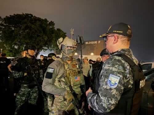 ecuador-anuncia-39-detenidos-en-operativo-con-eeuu-contra-grupo-narco