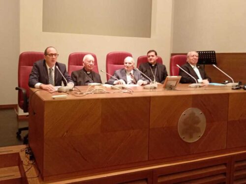 embajador-de-cuba-ante-santa-sede-expone-sobre-cultura-y-religion