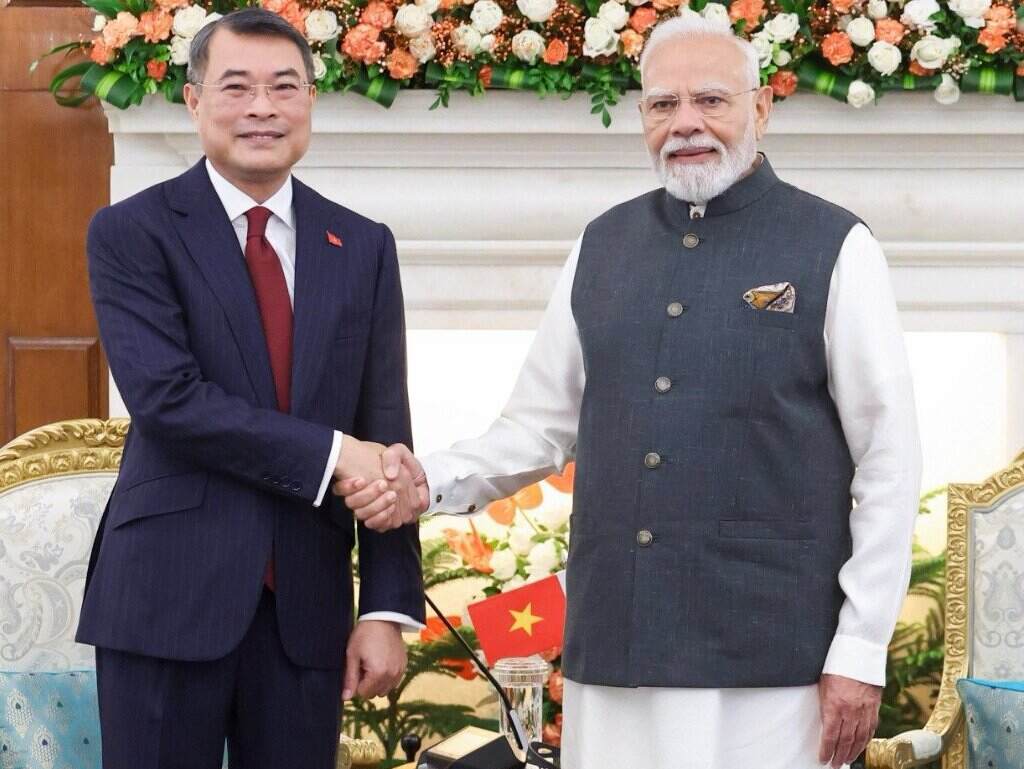 primer-ministro-vietnamita-llega-a-india-para-cumbre-de-los-brics