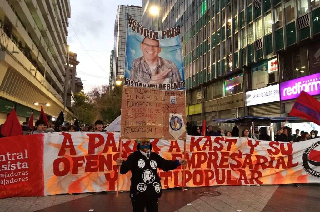 trabajadores-y-jovenes-chilenos-protestan-contra-foro-de-madrid