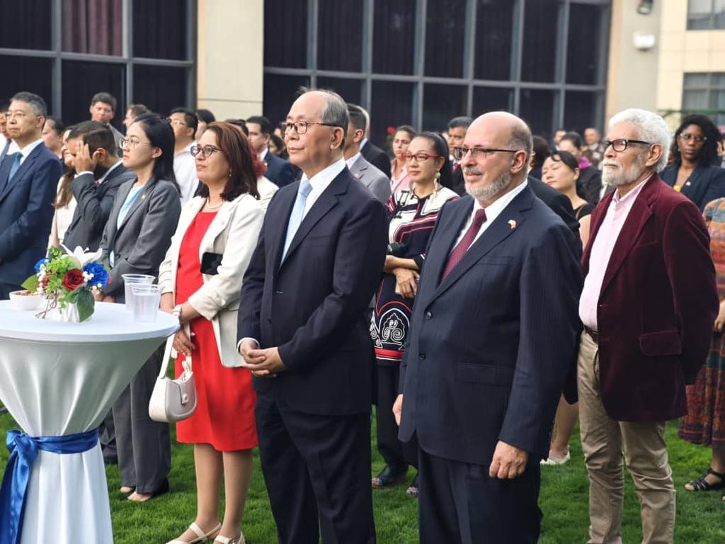china-subraya-apoyo-a-cuba-y-destaca-solidez-de-amistad-bilateral