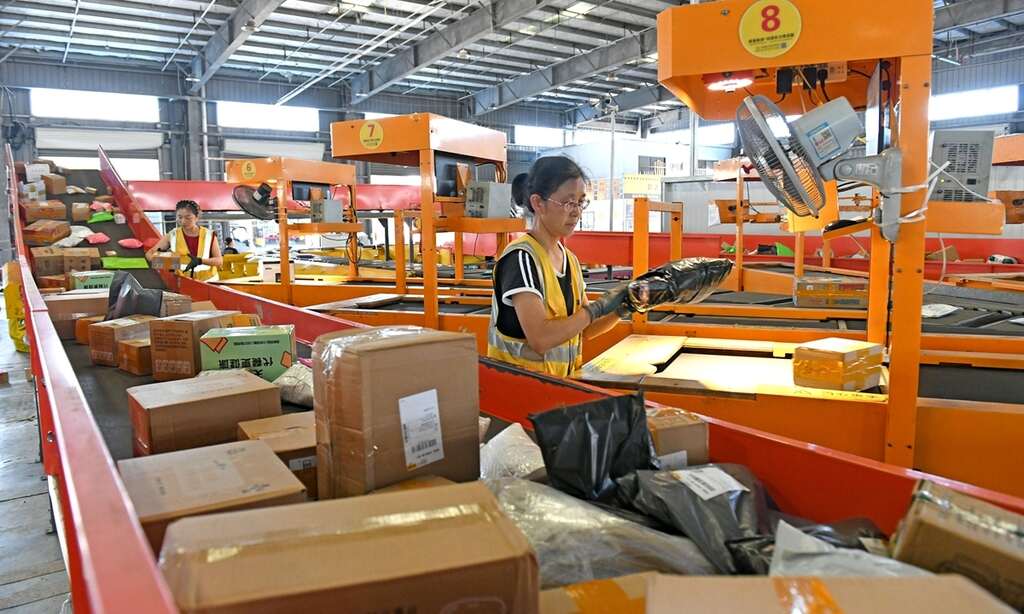 china-registra-record-en-mensajeria-expres-en-lo-que-va-de-2026