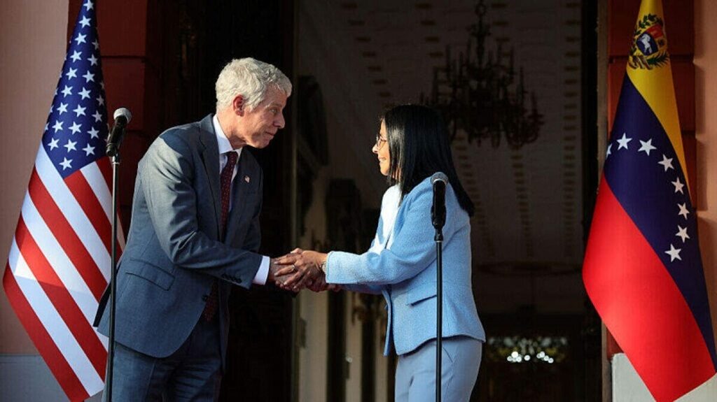 delcy-rodriguez-recibe-en-caracas-a-secretario-de-energia-de-eeuu