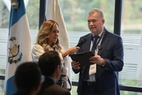 gobierno-de-guatemala-valora-declaracion-de-emergencia-electrica-2