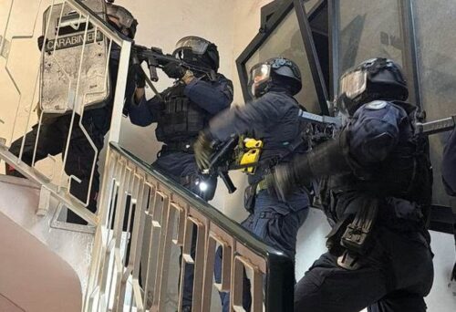 nueve-detenidos-en-roma-por-narcotrafico-secuestro-y-extorsion