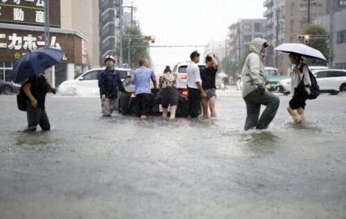 japon-reporta-emergencia-por-lluvias-record-en-centro-del-pais