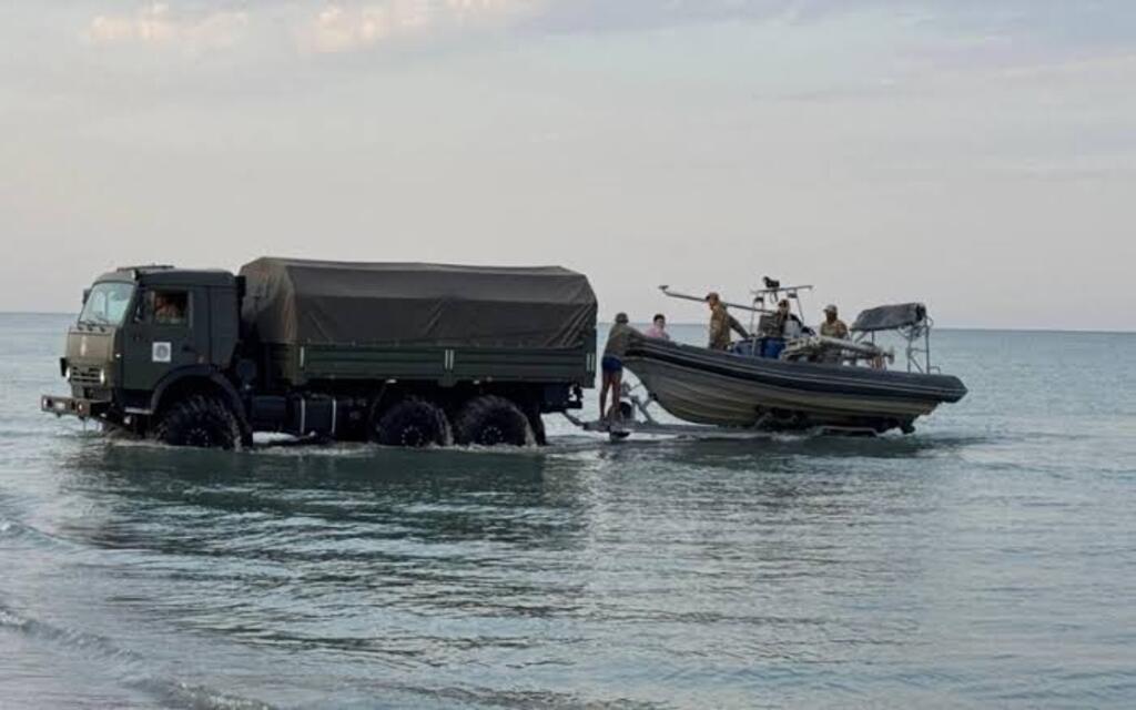 hallan-cuerpos-de-14-marineros-kazajos-muertos-en-el-caspio