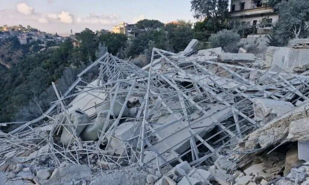 ataques-israelies-destruyen-el-hospital-ghandour-en-sur-de-libano