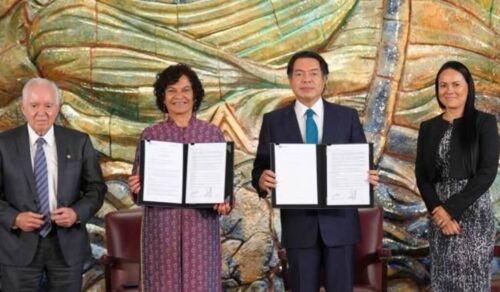 mexico-y-unesco-firman-acuerdo-para-transformacion-digital-educativa