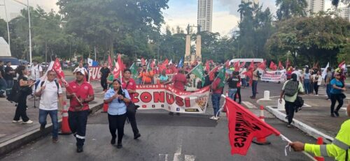 trabajadores-panamenos-denuncian-atropellos-y-vigilancia-ilegal