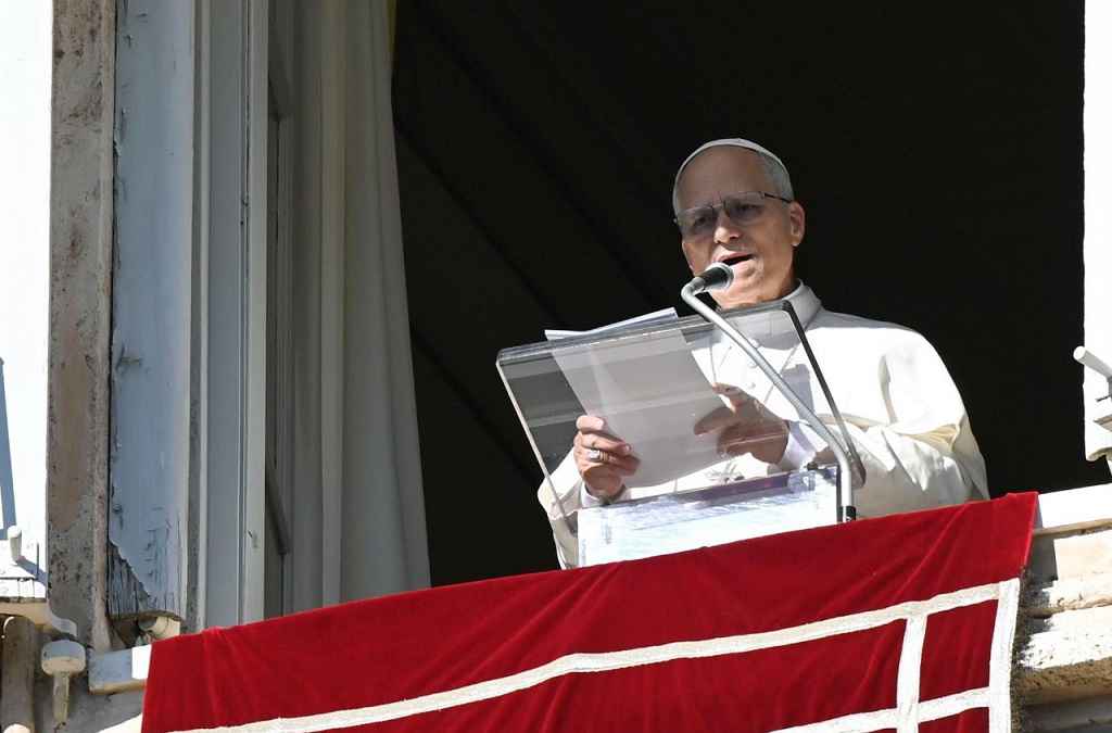 leon-xiv-habla-de-incertidumbre-economica-ante-unos-80-mil-jovenes