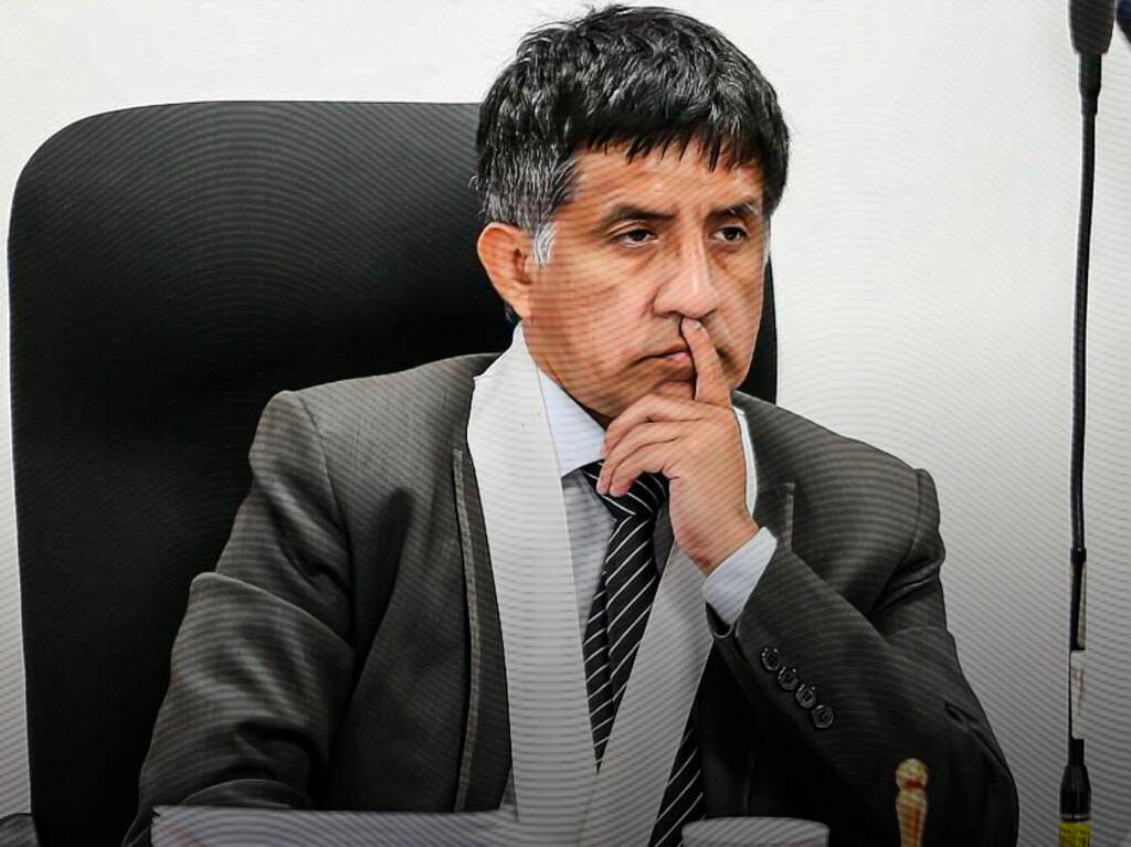 destitucion-de-conocido-juez-peruano-justicia-o-venganza