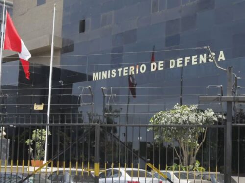 peru-retendra-a-migrantes-irregulares-en-terrenos-militares-sin-uso