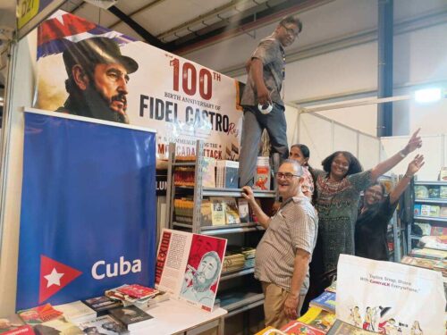 mayor-cita-literaria-de-sri-lanka-exhibe-homenaje-a-fidel-castro