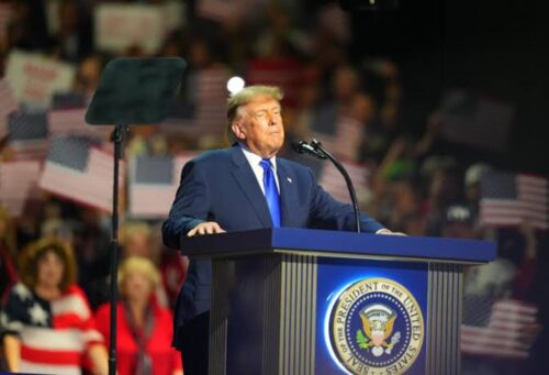 trump-vuelve-al-podio-en-dallas-concluye-convencion-republicana