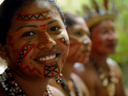 presidenta-encargada-de-venezuela-honro-a-mujeres-indigenas
