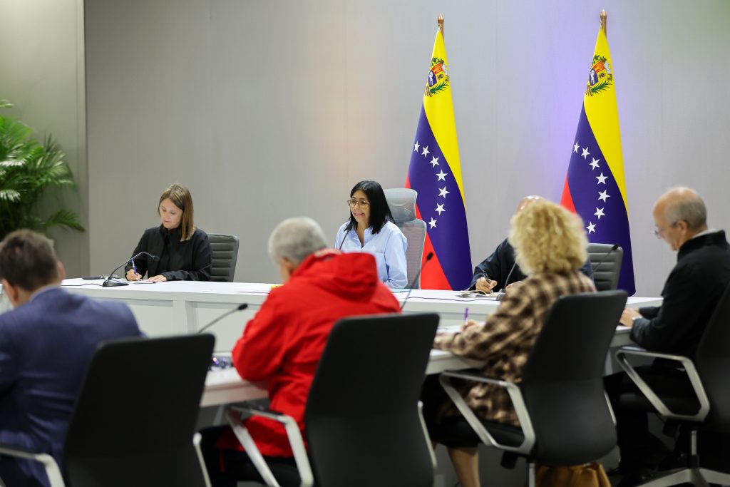 rodriguez-se-reune-con-dirigencia-sindical-y-empresarial-de-venezuela