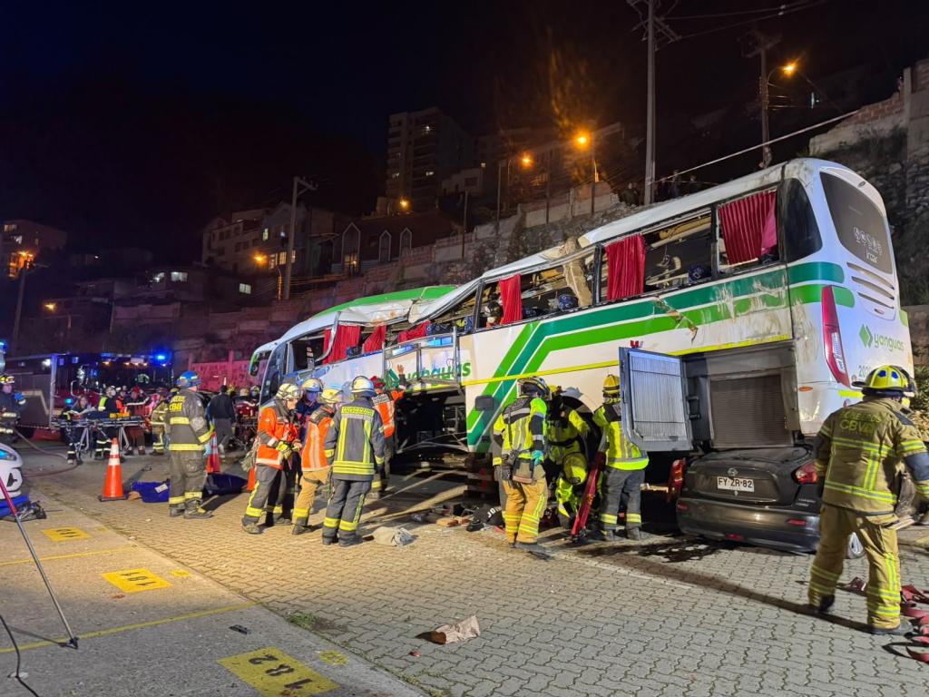 bus-que-transportaba-a-orquesta-de-camara-de-chile-sufre-accidente