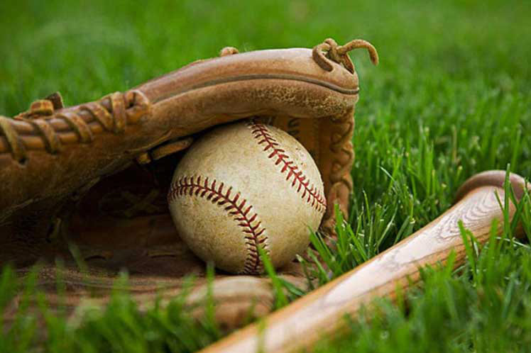 dominicana-abre-este-viernes-su-campeonato-de-beisbol-invernal