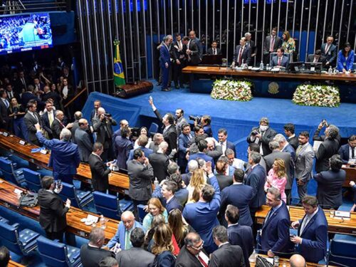 en-jornada-historica-senado-de-brasil-aprueba-fin-de-escala-6x1