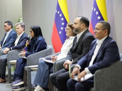 presidenta-encargada-de-venezuela-destaca-acuerdos-con-eeuu
