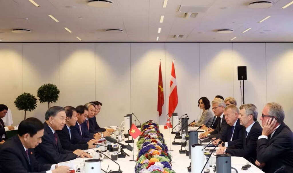 lider-vietnamita-mantiene-encuentro-con-empresarios-en-dinamarca
