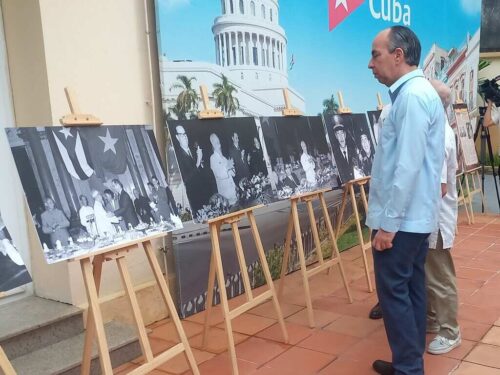 recuerdan-60-anos-de-la-primera-visita-de-raul-castro-a-vietnam