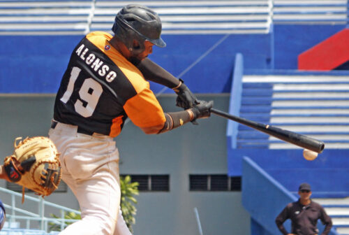 villa-clara-rompe-mala-racha-en-beisbol-cubano-al-noquear-a-matanzas